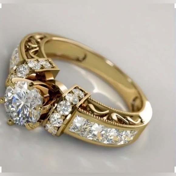 Anthropologie Jewelry - Gold and Silver Diamond Ring.